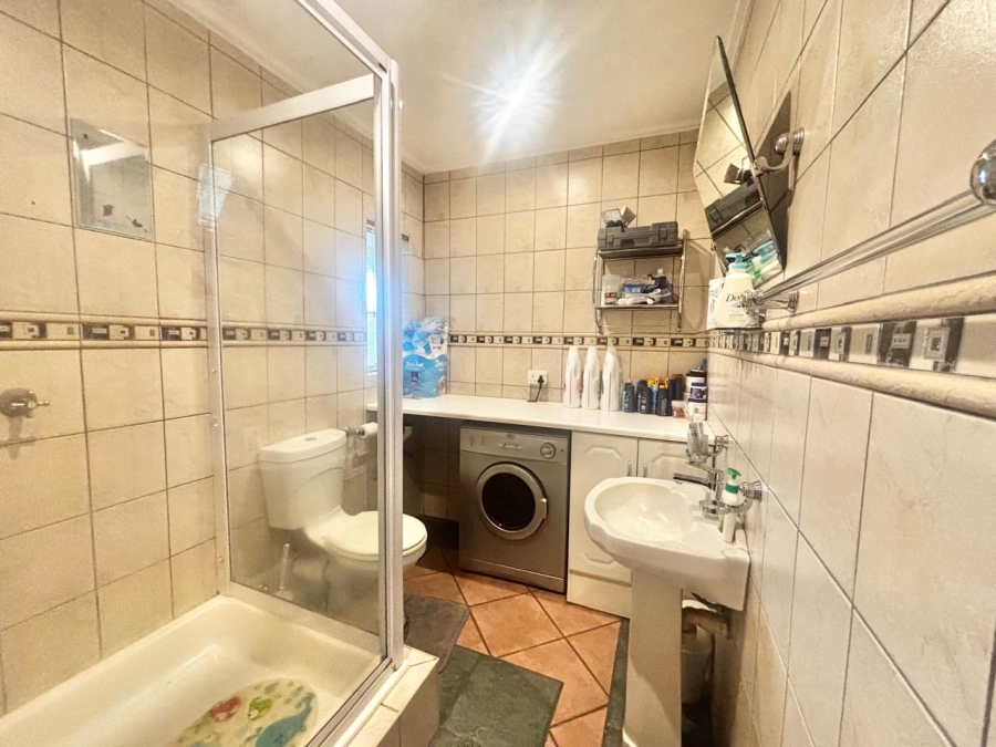 4 Bedroom Property for Sale in Kruinpark Mpumalanga