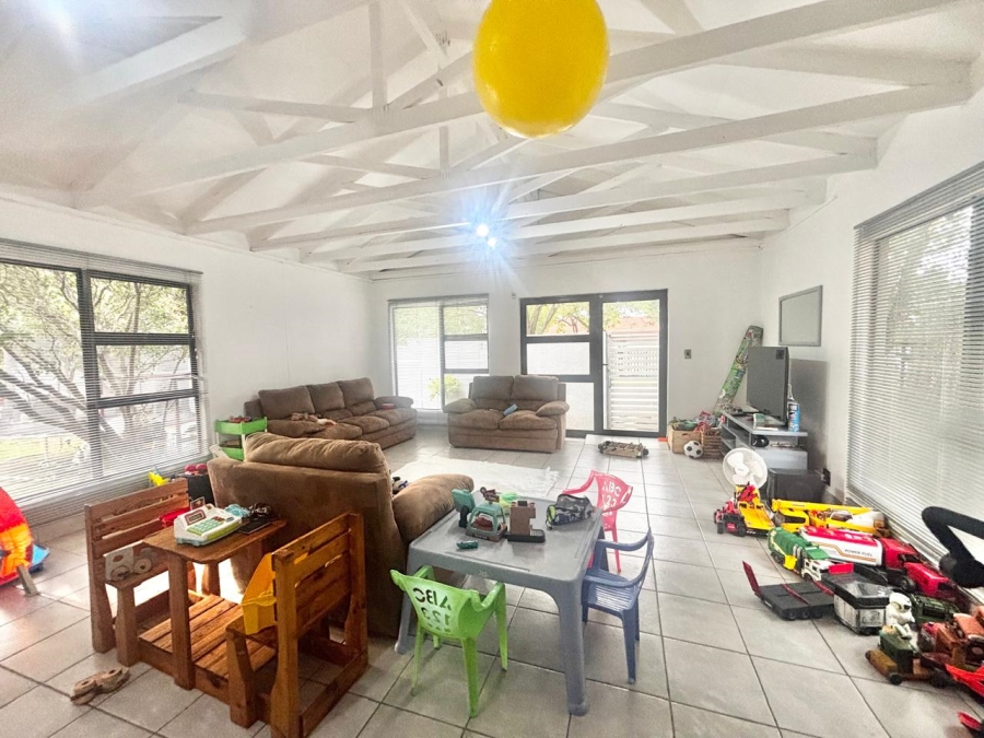 4 Bedroom Property for Sale in Kruinpark Mpumalanga