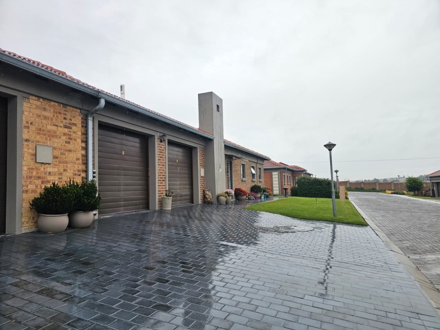 2 Bedroom Property for Sale in Terra Nova Mpumalanga