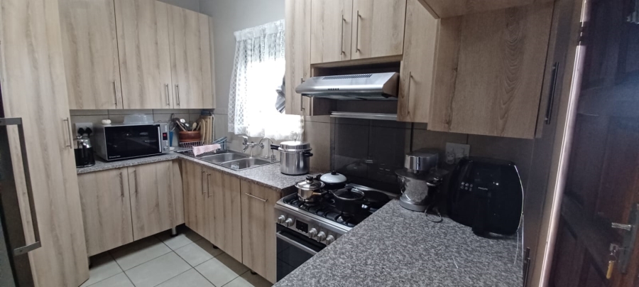 2 Bedroom Property for Sale in Terra Nova Mpumalanga