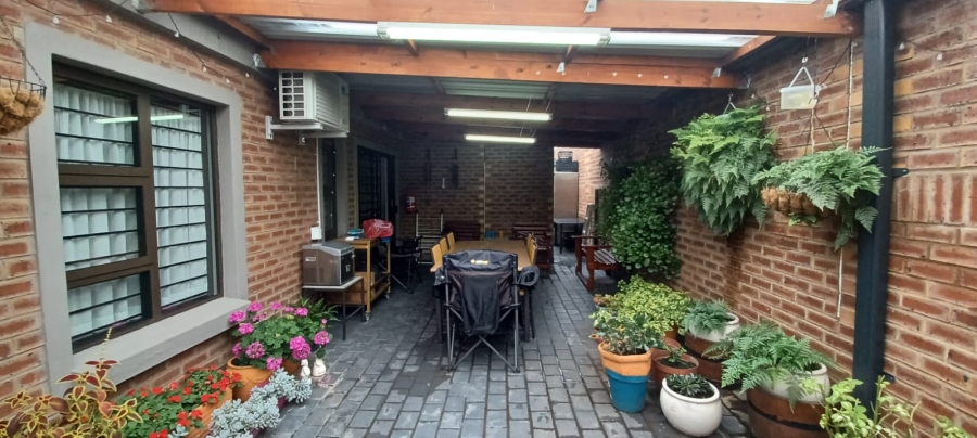 2 Bedroom Property for Sale in Terra Nova Mpumalanga