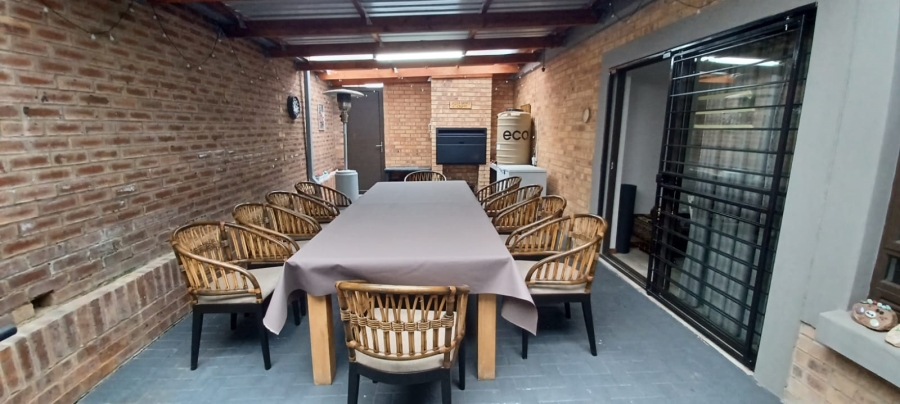 2 Bedroom Property for Sale in Terra Nova Mpumalanga