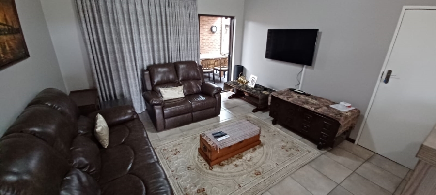 2 Bedroom Property for Sale in Terra Nova Mpumalanga