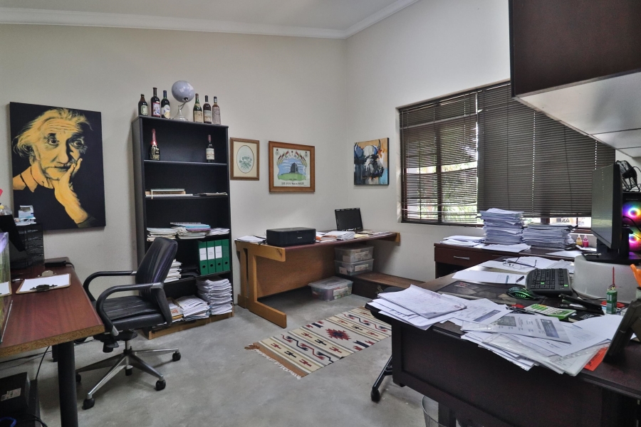 5 Bedroom Property for Sale in West Acres Mpumalanga