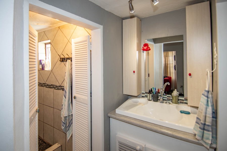 5 Bedroom Property for Sale in West Acres Mpumalanga