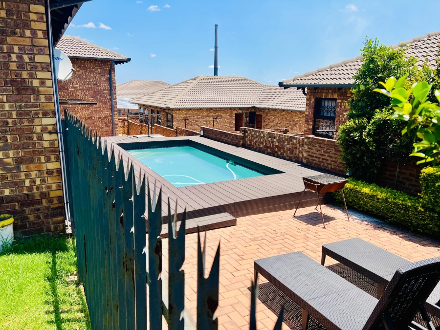 3 Bedroom Property for Sale in Witbank Ext 24 Mpumalanga