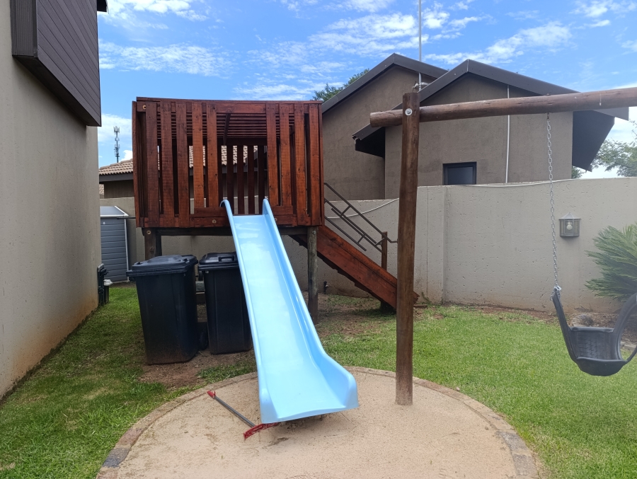 4 Bedroom Property for Sale in Ben Fleur Mpumalanga