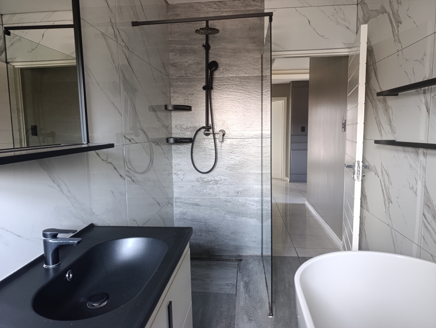 4 Bedroom Property for Sale in Ben Fleur Mpumalanga