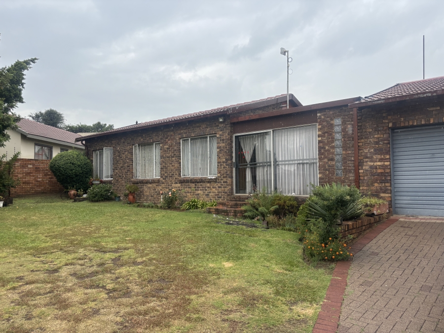 3 Bedroom Property for Sale in Reyno Ridge Mpumalanga