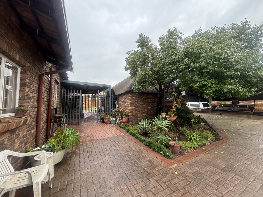3 Bedroom Property for Sale in Reyno Ridge Mpumalanga