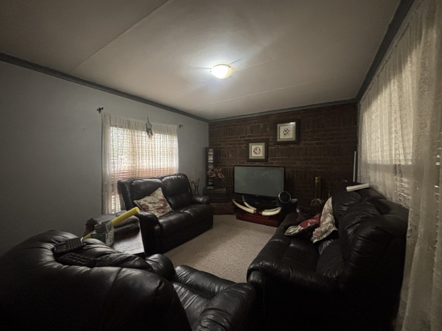 3 Bedroom Property for Sale in Reyno Ridge Mpumalanga