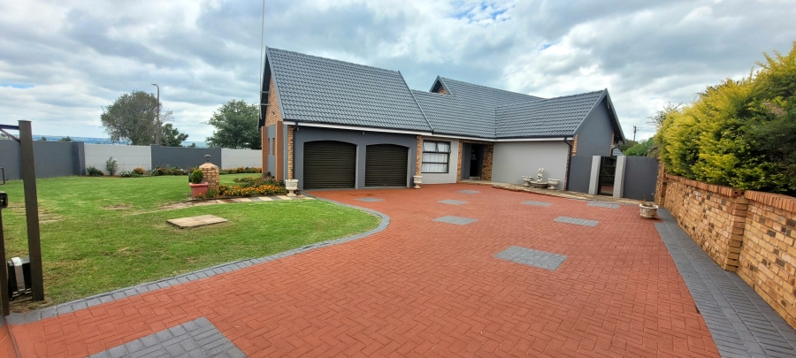4 Bedroom Property for Sale in Dennesig Mpumalanga