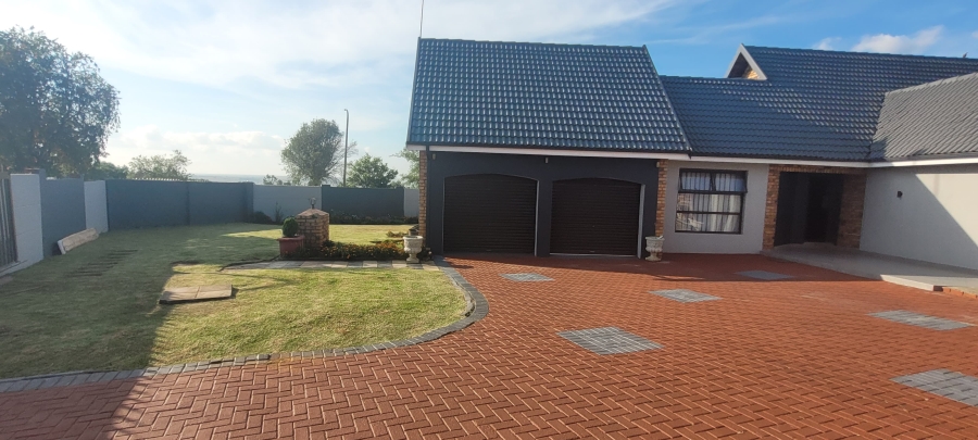 4 Bedroom Property for Sale in Dennesig Mpumalanga