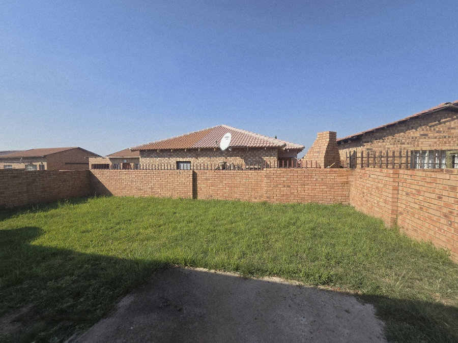 2 Bedroom Property for Sale in Tasbet Park Ext 1 Mpumalanga