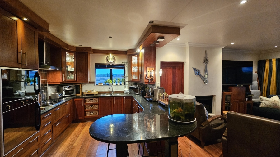 4 Bedroom Property for Sale in Reyno Ridge Mpumalanga