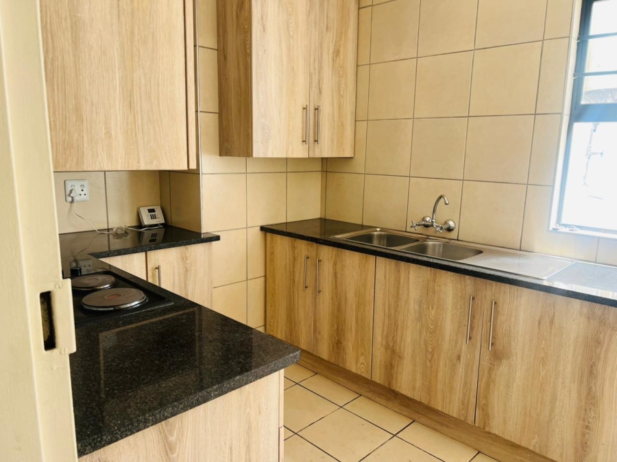 To Let 2 Bedroom Property for Rent in Witbank Mpumalanga