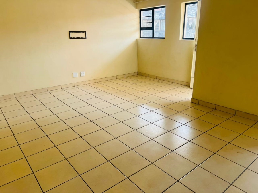 To Let 2 Bedroom Property for Rent in Witbank Mpumalanga