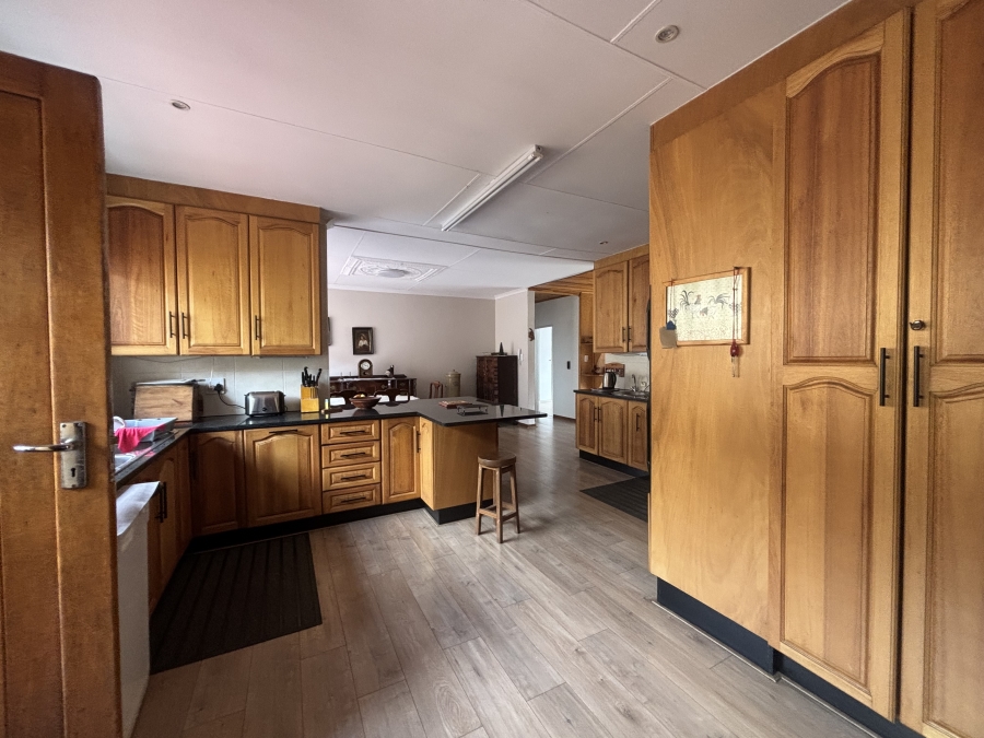 4 Bedroom Property for Sale in Die Heuwel Mpumalanga