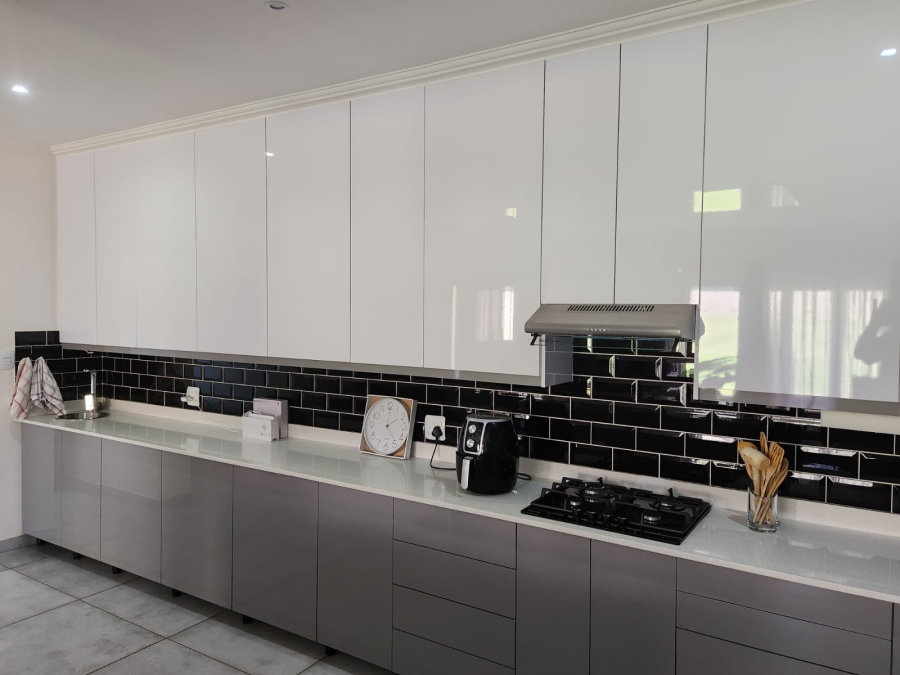 4 Bedroom Property for Sale in Barberton Mpumalanga