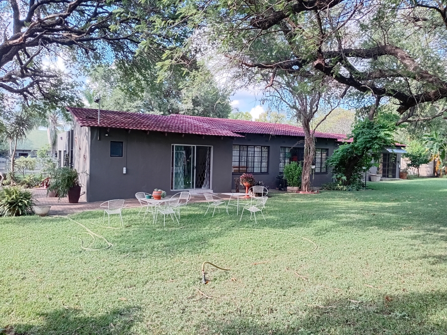 3 Bedroom Property for Sale in Hectorspruit Mpumalanga
