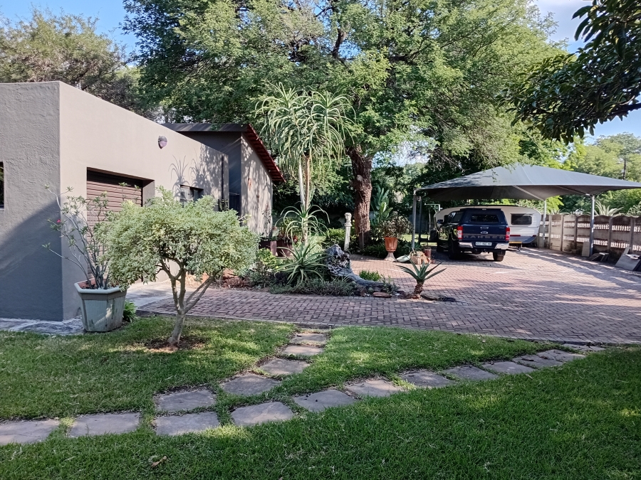 3 Bedroom Property for Sale in Hectorspruit Mpumalanga