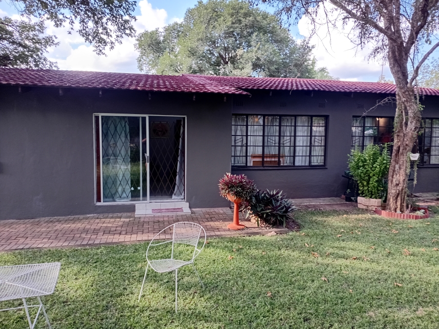3 Bedroom Property for Sale in Hectorspruit Mpumalanga