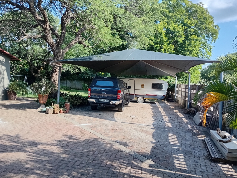 3 Bedroom Property for Sale in Hectorspruit Mpumalanga