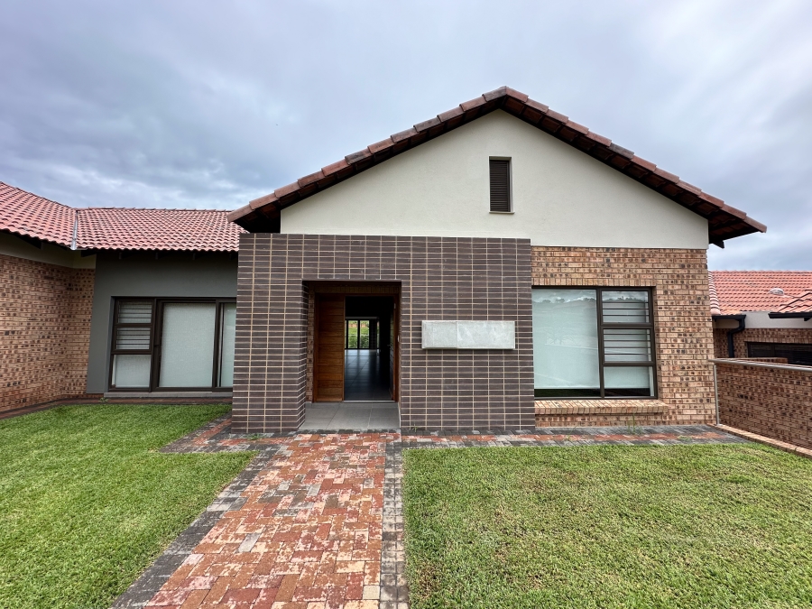 4 Bedroom Property for Sale in Bateleur Estate Mpumalanga