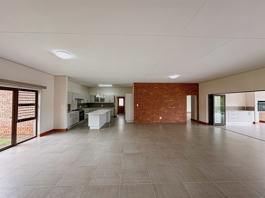 4 Bedroom Property for Sale in Bateleur Estate Mpumalanga