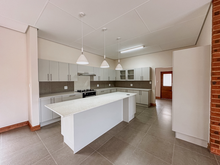 4 Bedroom Property for Sale in Bateleur Estate Mpumalanga