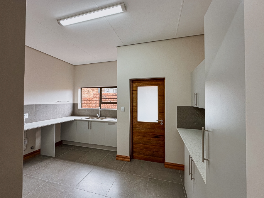 4 Bedroom Property for Sale in Bateleur Estate Mpumalanga