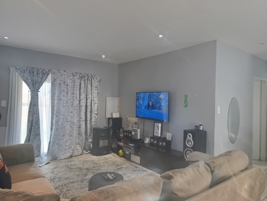 2 Bedroom Property for Sale in Reyno Ridge Mpumalanga