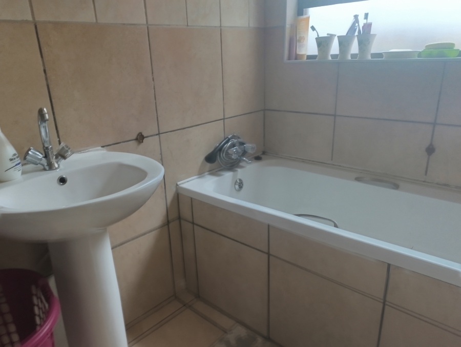 2 Bedroom Property for Sale in Reyno Ridge Mpumalanga
