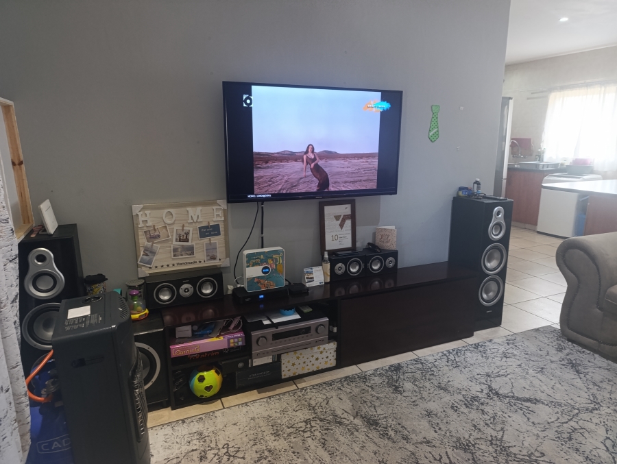 2 Bedroom Property for Sale in Reyno Ridge Mpumalanga