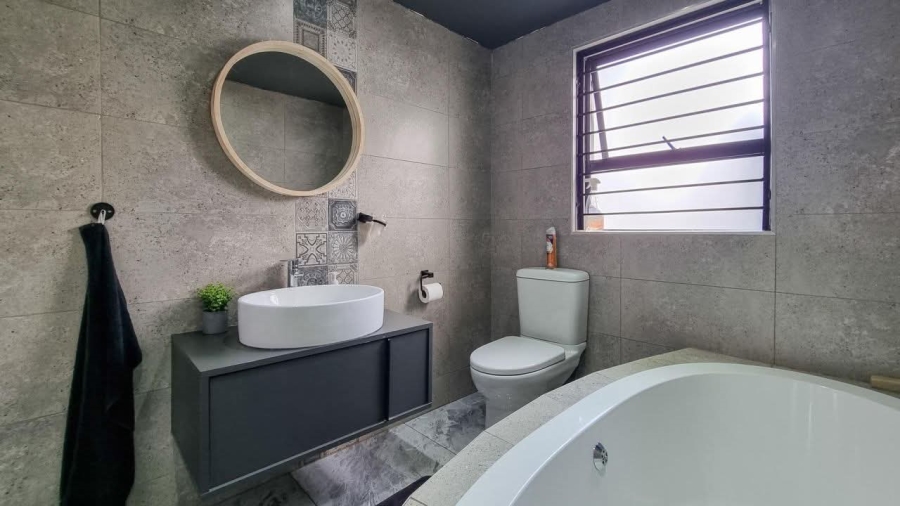 4 Bedroom Property for Sale in Rockdale Mpumalanga