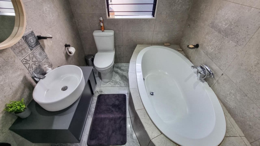 4 Bedroom Property for Sale in Rockdale Mpumalanga