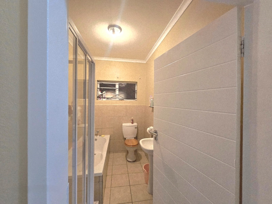 To Let 3 Bedroom Property for Rent in Die Heuwel Ext 4 Mpumalanga