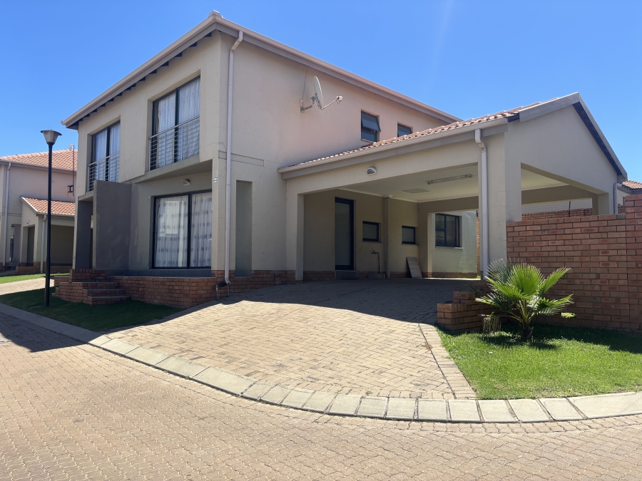 3 Bedroom Property for Sale in Jackaroo Park Mpumalanga