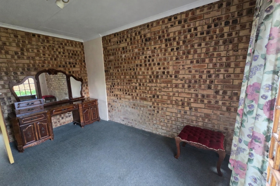 4 Bedroom Property for Sale in Aerorand Mpumalanga