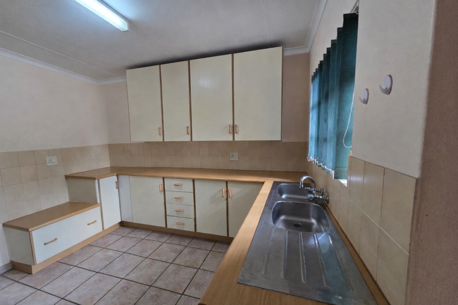 4 Bedroom Property for Sale in Aerorand Mpumalanga