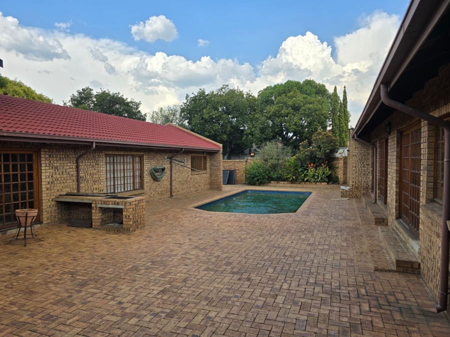 4 Bedroom Property for Sale in Aerorand Mpumalanga