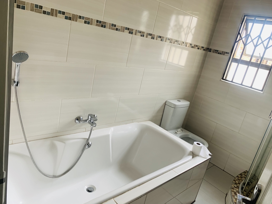 4 Bedroom Property for Sale in Aerorand Mpumalanga