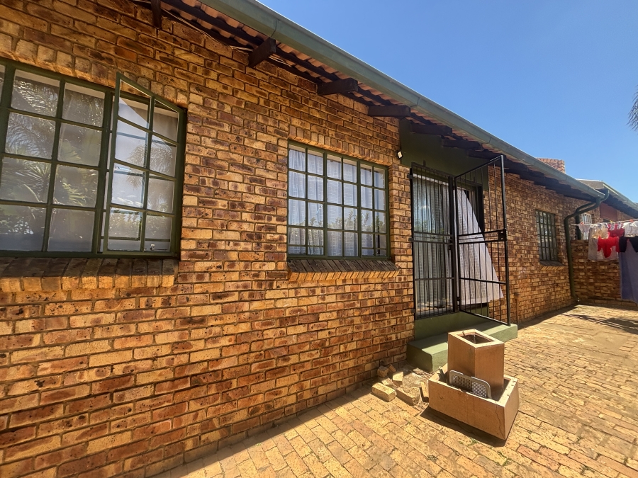 3 Bedroom Property for Sale in Reyno Ridge Mpumalanga