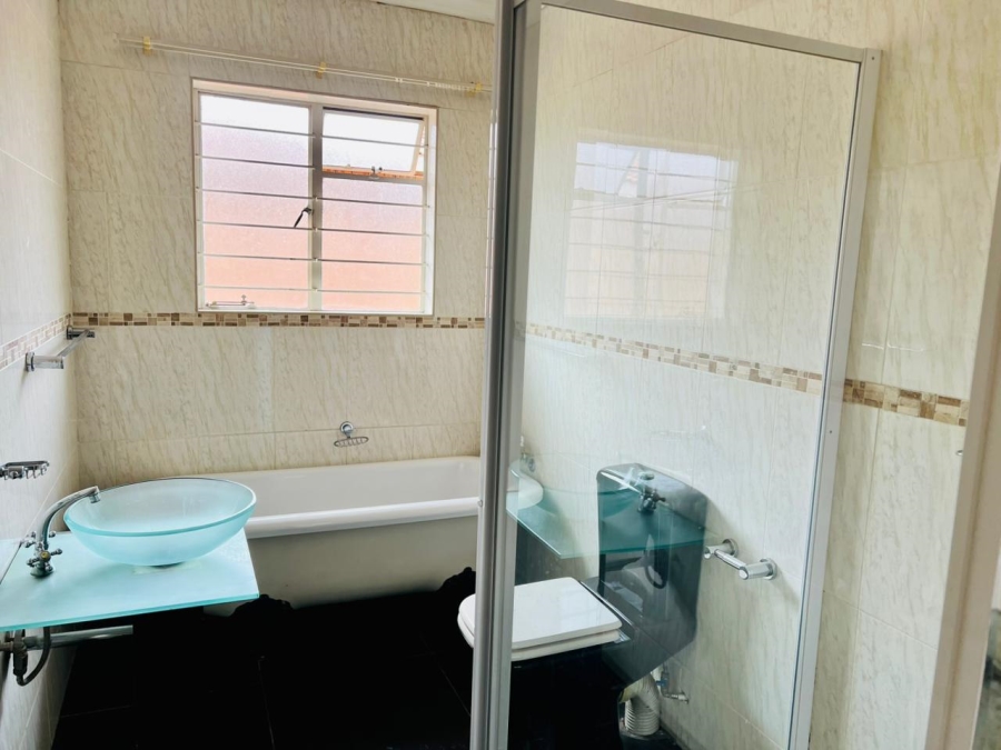 To Let 3 Bedroom Property for Rent in Reyno Ridge Mpumalanga