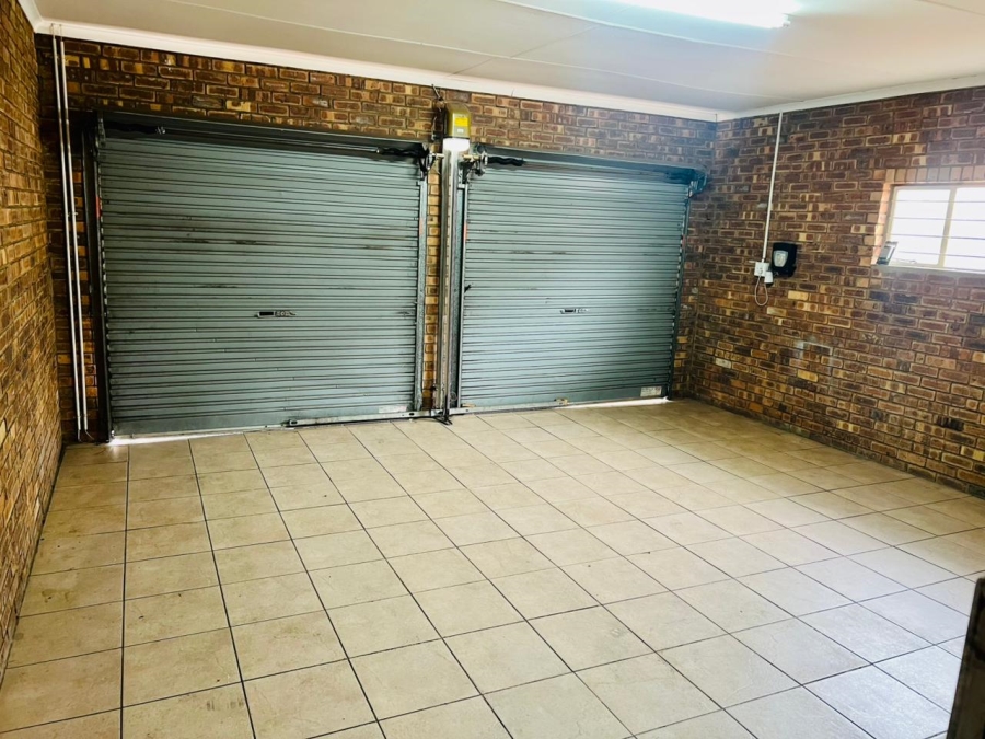 To Let 3 Bedroom Property for Rent in Reyno Ridge Mpumalanga