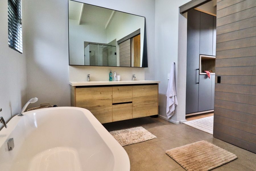 4 Bedroom Property for Sale in The Rest Nature Estate Mpumalanga