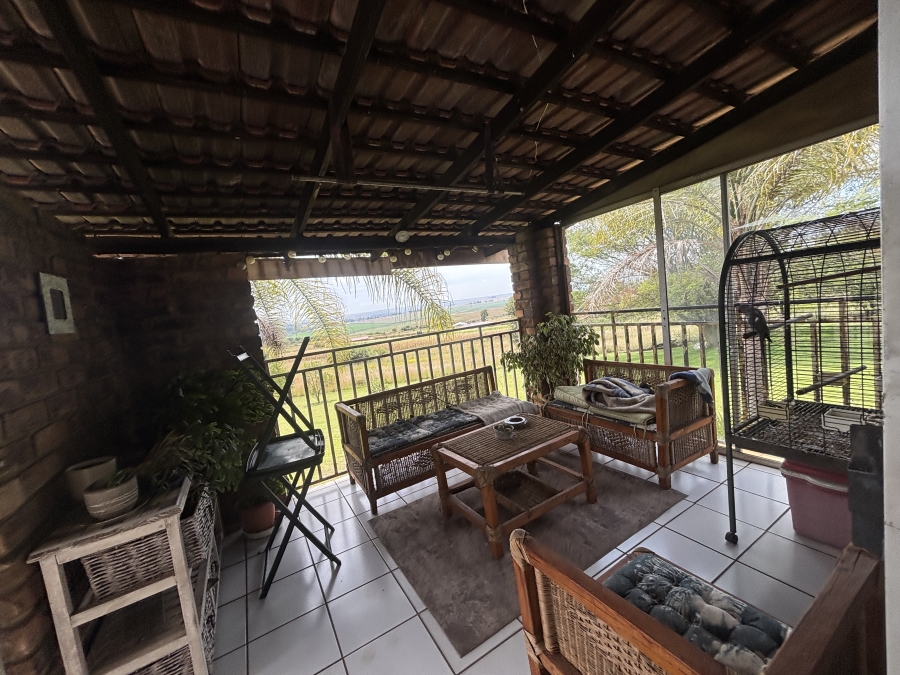 2 Bedroom Property for Sale in Hoeveld Park Mpumalanga