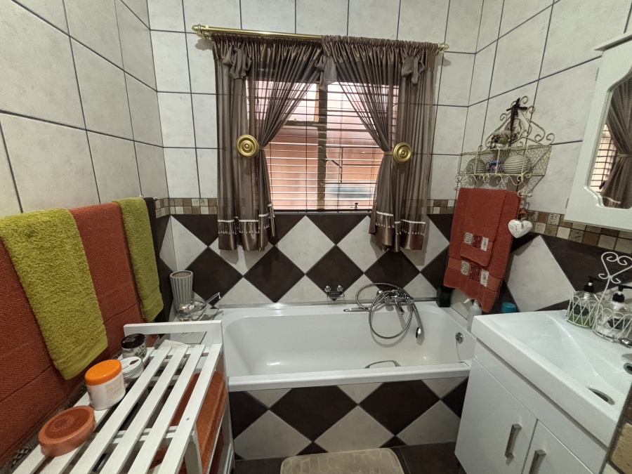 4 Bedroom Property for Sale in Del Judor Mpumalanga