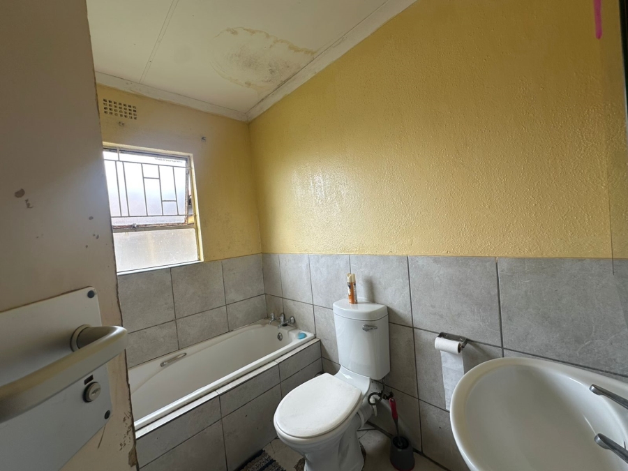 3 Bedroom Property for Sale in Klarinet Mpumalanga