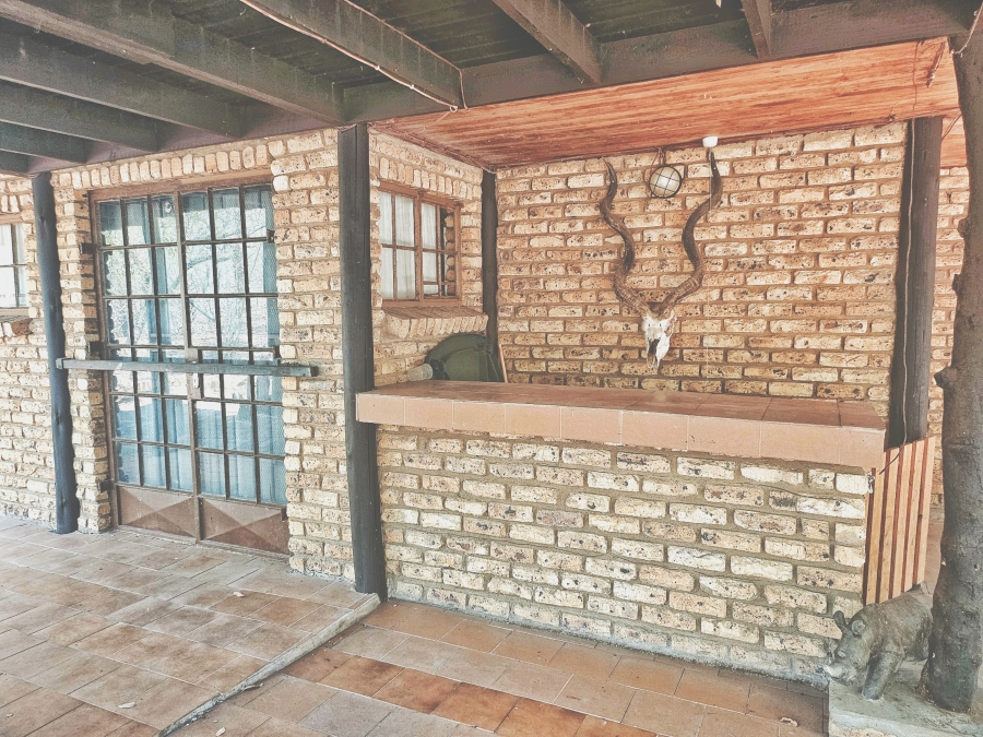 4 Bedroom Property for Sale in Marloth Park Mpumalanga